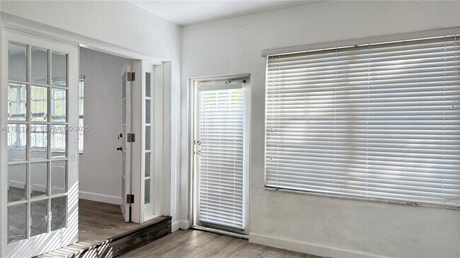 Photo - 3301 SW 3rd St