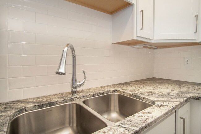 Photo - Dundee Apartments