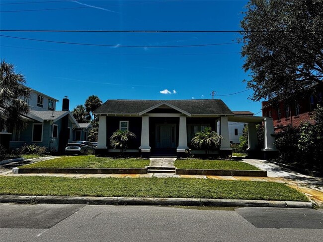 Building Photo - 403 S Albany Ave Rental