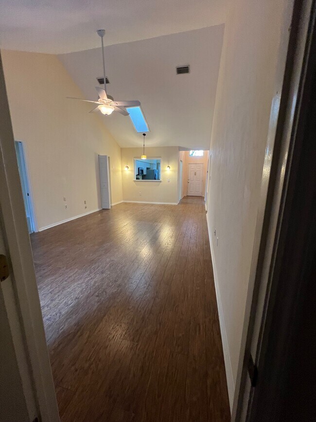 Photo - 3211 NW 103rd Dr