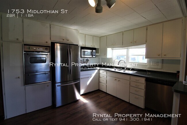 Photo - 1753 Midlothian St