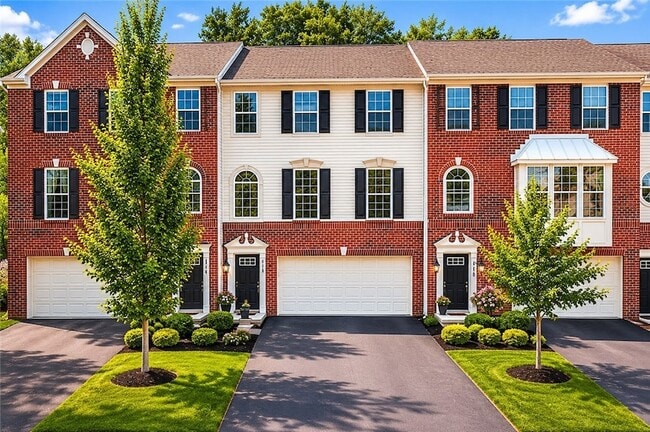 Building Photo - 248 Broadstone Dr