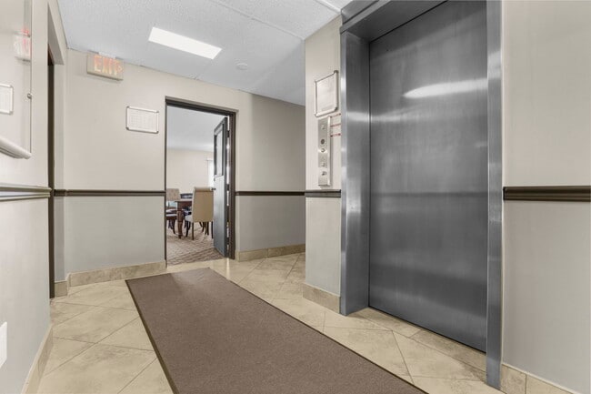 Photo - Bella Vista Apartments