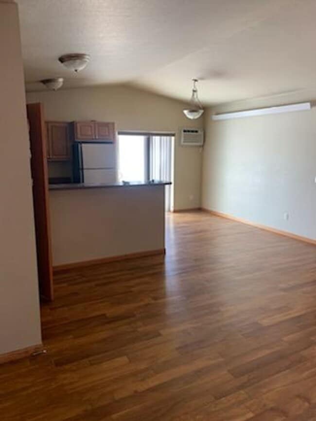 Photo - $1700 - 3 Bedroom, 2 Bathroom Townhome - Garage and Large Yard!