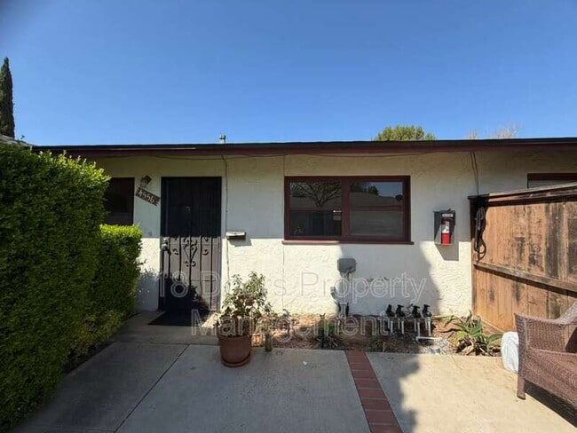 Photo - 4556 55th St