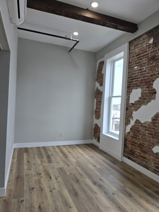 Photo - 121 Public Sq Unit 7