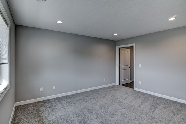 Photo - 3 Bedroom Town Home