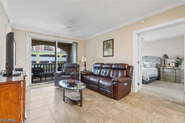 Photo - 2825 Palm Beach Blvd Unidad 203