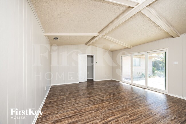 Photo - 2912 Yorktown Rd