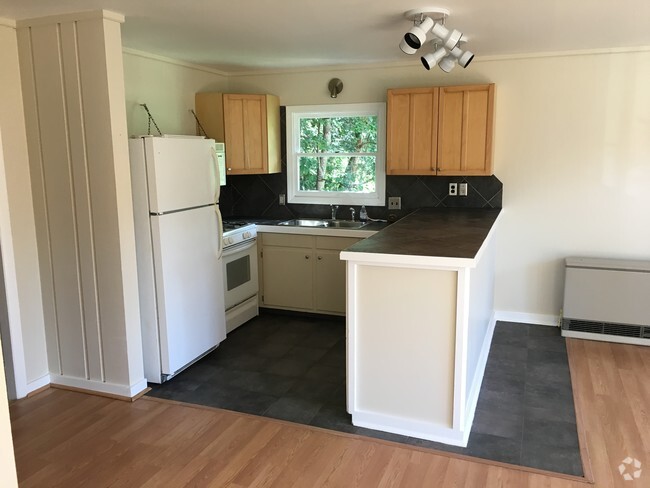 Building Photo - 257 Meadow Ln Unit 2 Rental