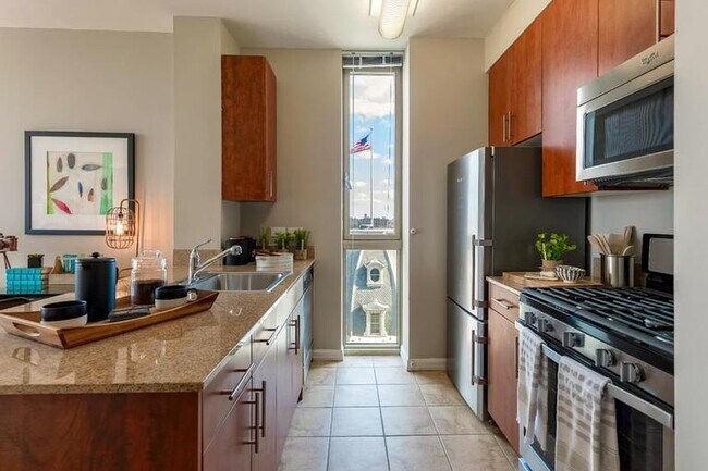 Building Photo - 2 bedroom in NEW YORK NY 10044 Unit 501