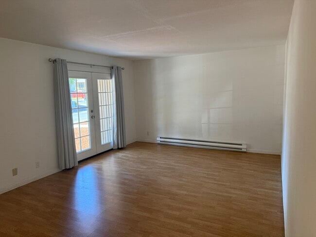 Photo - 1213 W Washington Ave