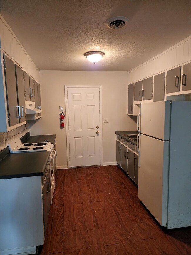 Marina Apartments