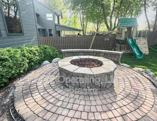 Photo - 18424 Howard St House