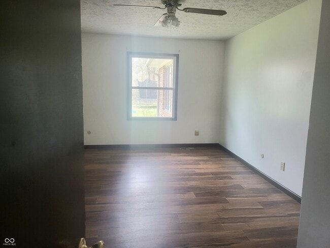 Photo - 7627 Venetian Way