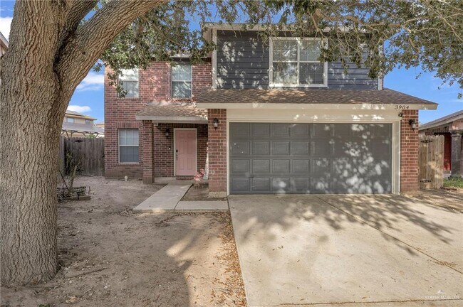 Photo - 32 Robin Ave