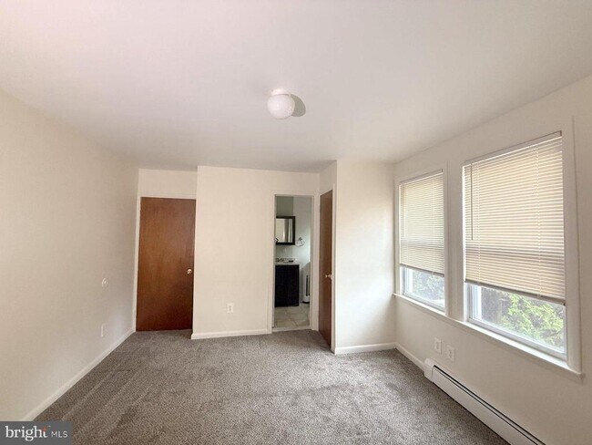 Photo - 1100 Grant Ave Unit E