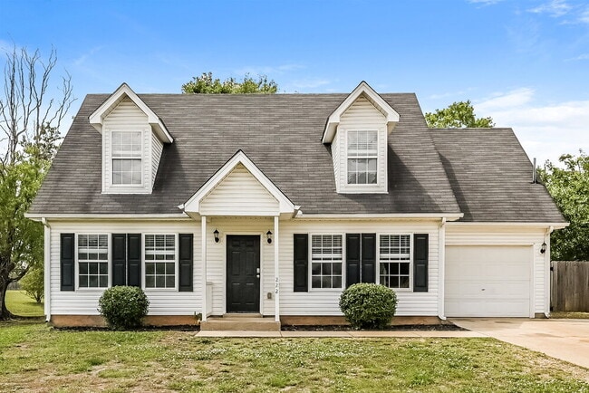 Building Photo - 222 Hermitage Dr
