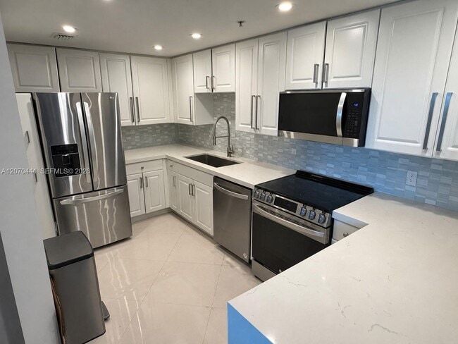 Photo - 1627 SW 37th Ave Unit 1106