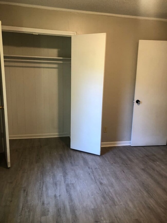 Photo - MOVE-IN READY!