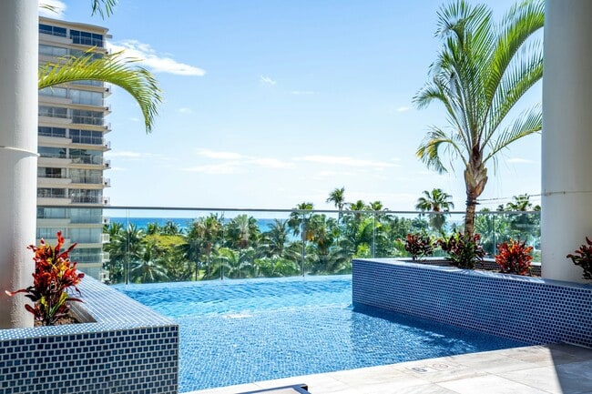 Photo - 223 Saratoga Rd Unit Trump Hotel #1614