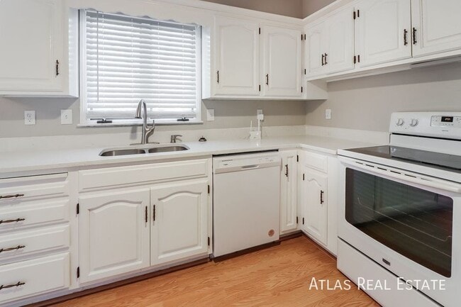 Photo - 16644 W 146th Terrace