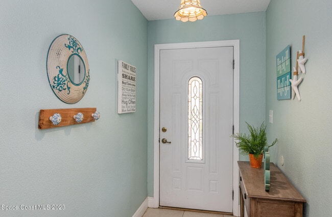 Photo - 187 Jamaica Dr