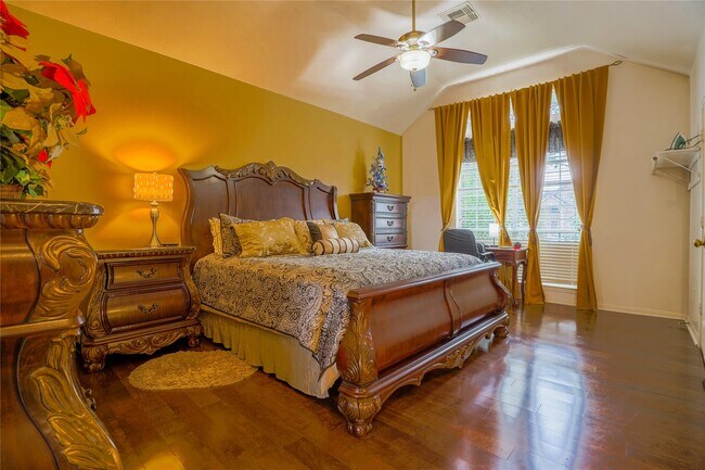 Photo - 2730 Briarloch Ln