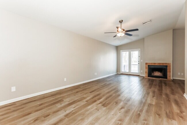 Photo - 5330 E Fairfield St