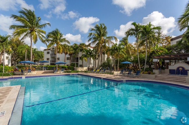 Photo - Emerald Palms