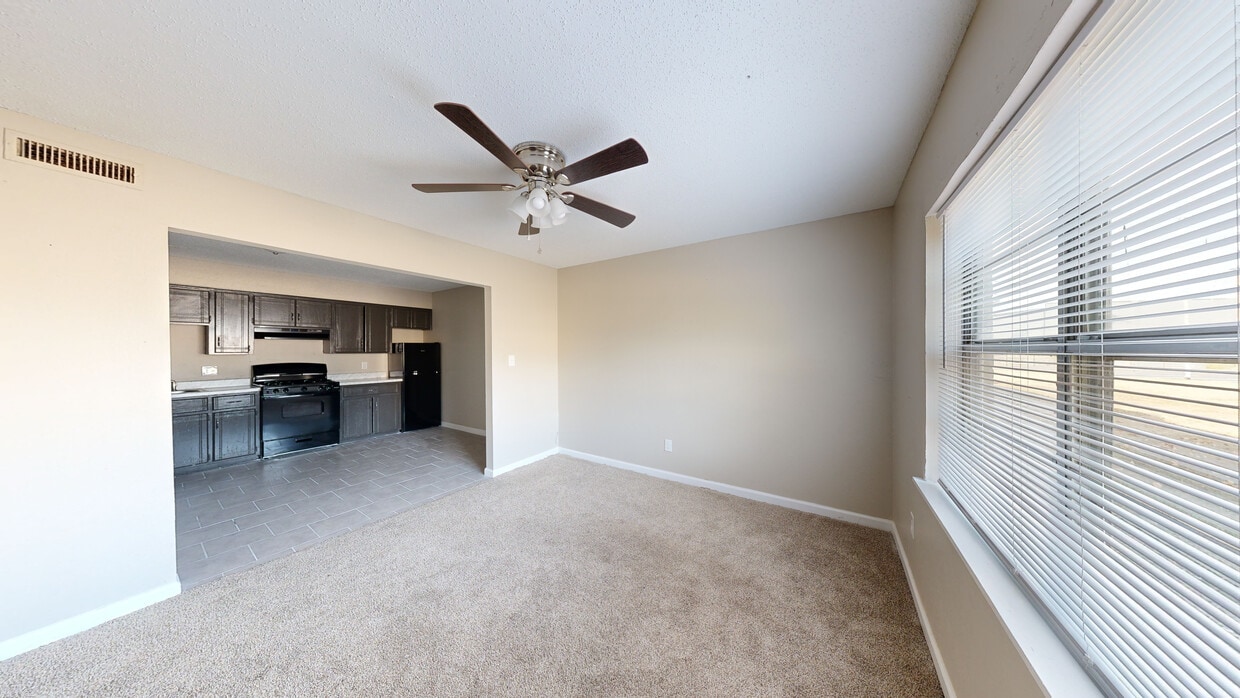 Photo - Carleton Crossing Apartments