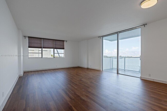 Photo - 3301 NE 5th Ave Unidad 511