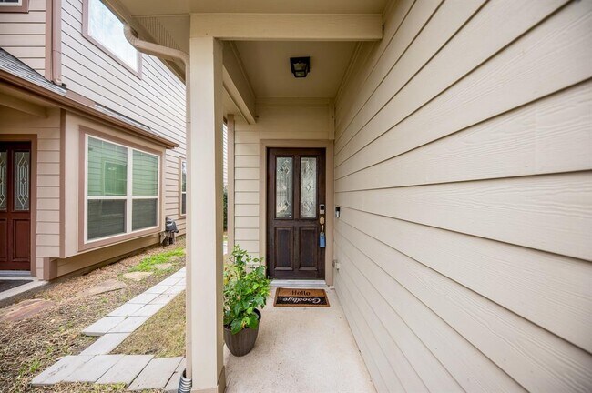 Photo - 6442 Calgary Woods Ln Condo