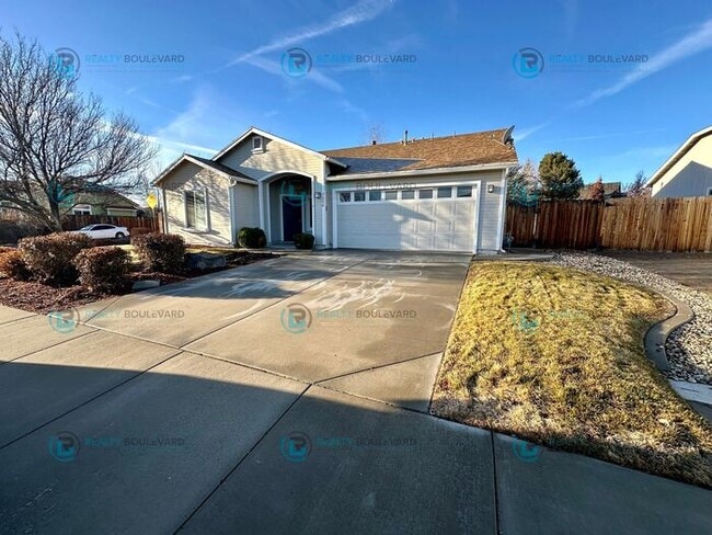 Building Photo - Open Layout, Big Yard, Great Location—This One Has It All!