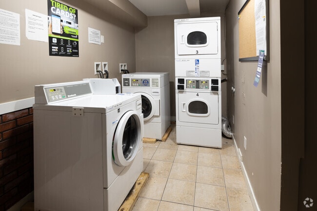 Laundry Facilities - Cameron Manor