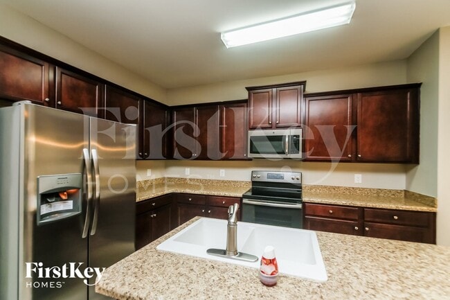 Photo - 179 Spring Forrest Ln