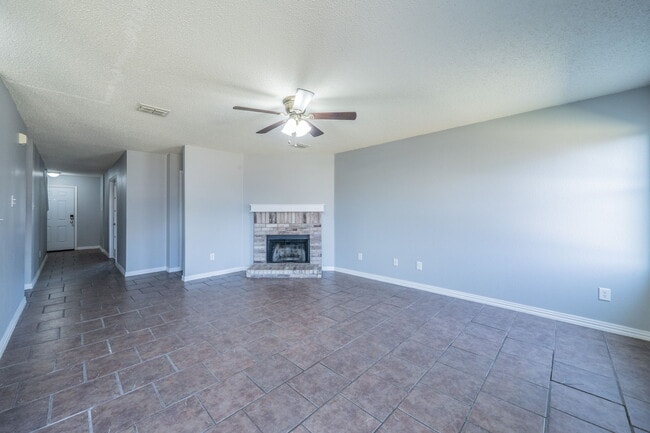 1545 Fieldstone Dr