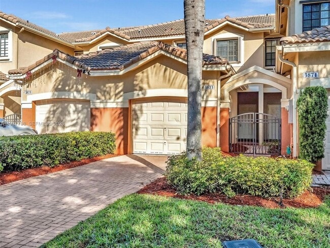 Building Photo - 3873 Tree Top Dr