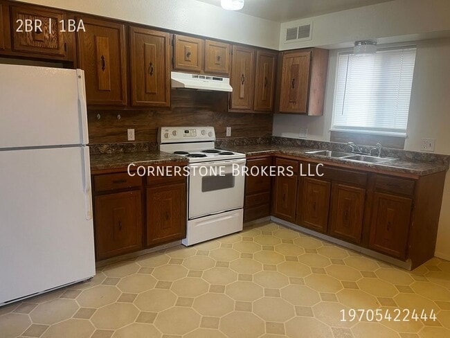 Photo - 218 Applewood Ct