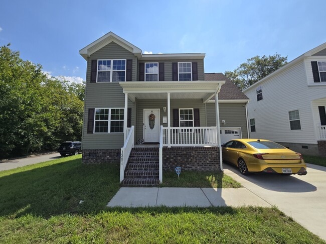 Building Photo - 1301 Elm Ave Rental
