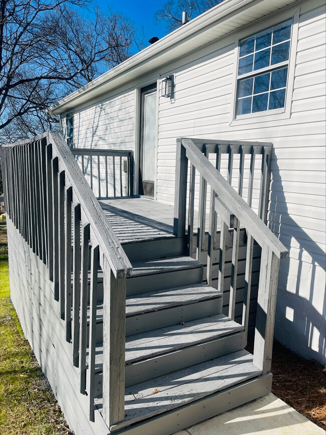 Photo - 3501 Taylor St