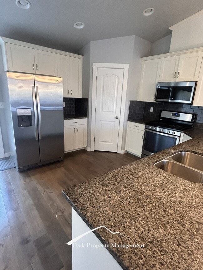 Photo - 2070 Kelly Dr