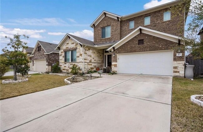 Photo - 213 Simmons Dr