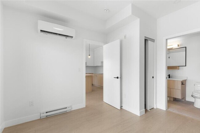 Photo - 2629 Millstream Rd