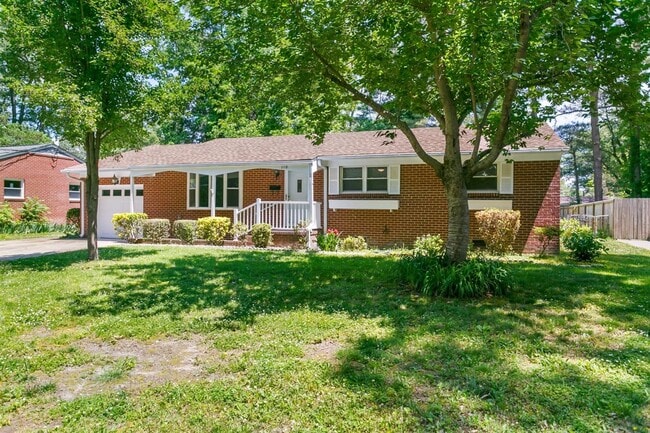 Photo - 208 Longhill Rd