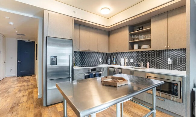 Photo - 1750 Wewatta St Unit 705