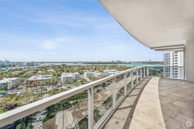 Building Photo - 10225 Collins Ave Unit 904 Rental