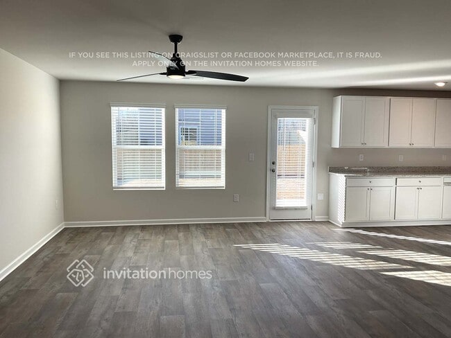 Photo - 213 White Flds Ave