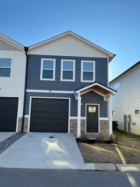 Building Photo - 5534 Stream Ln