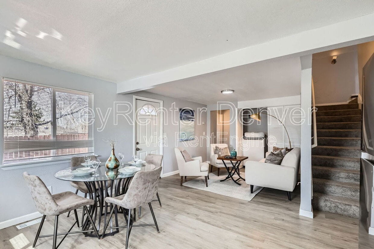 Photo - 625 Juniper St